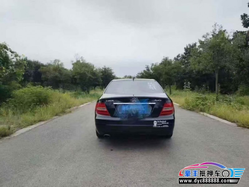 12年奔驰C轿车抵押车出售