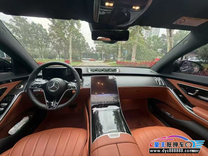 23年奔驰S轿车抵押车出售