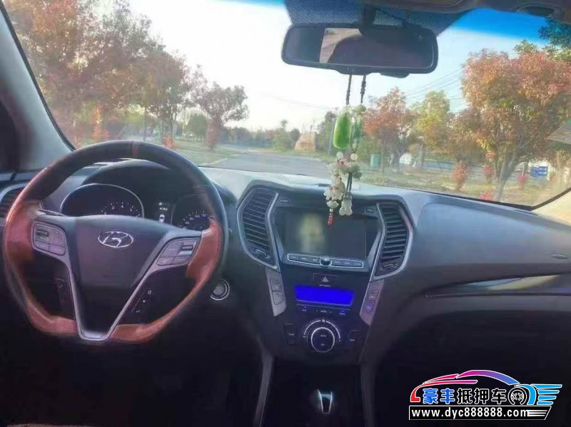 15年现代圣达菲轿车抵押车出售