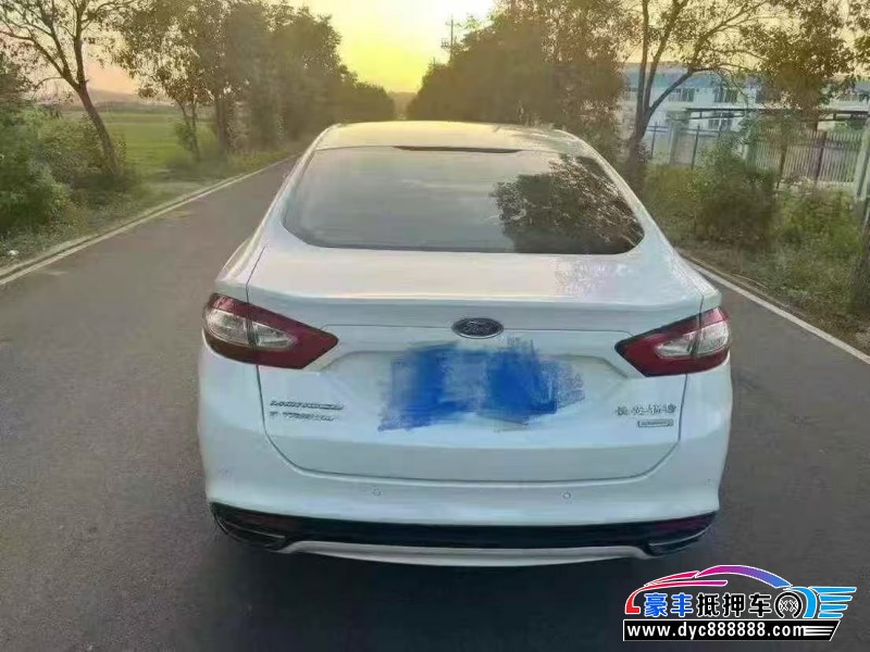 13年福特蒙迪欧轿车抵押车出售