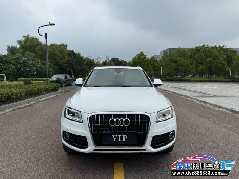 15年奥迪Q5轿车抵押车出售