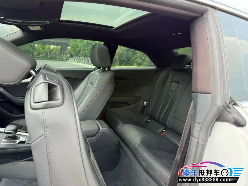 21年奥迪A5轿车抵押车出售