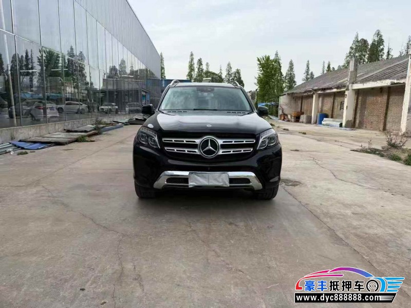 18年奔驰GLS轿车抵押车出售