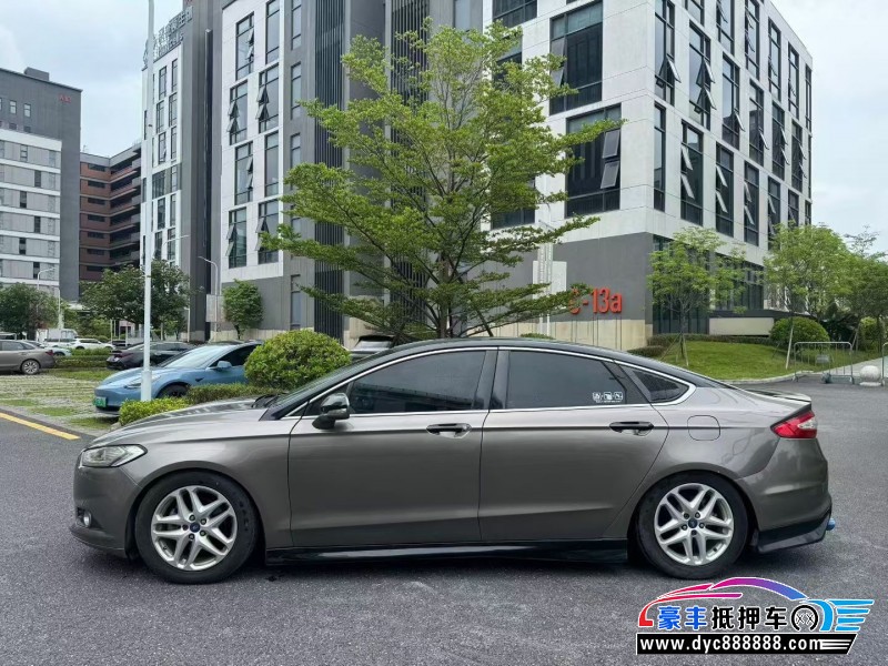 14年福特蒙迪欧轿车抵押车出售