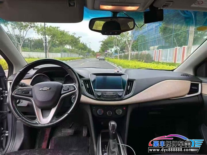 21年雪佛兰科鲁泽轿车抵押车出售