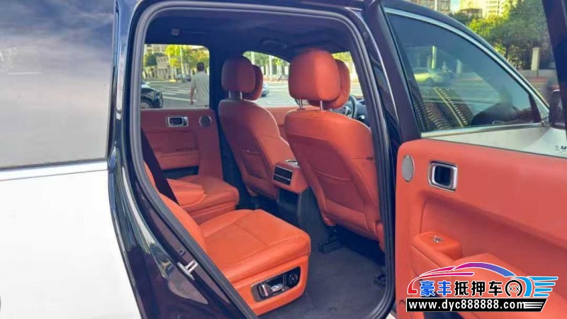 24年理想L8轿车抵押车出售