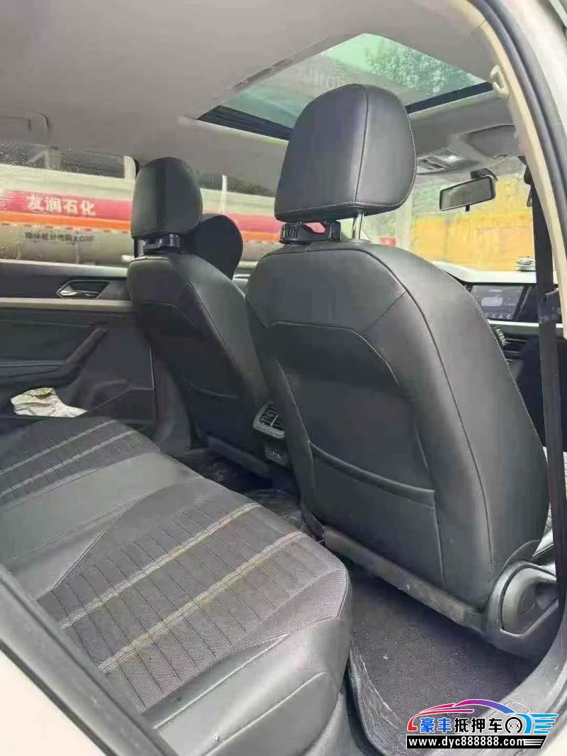 21年大众朗逸轿车抵押车出售