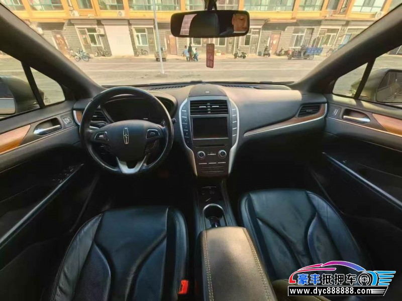 19年林肯MKC轿车抵押车出售