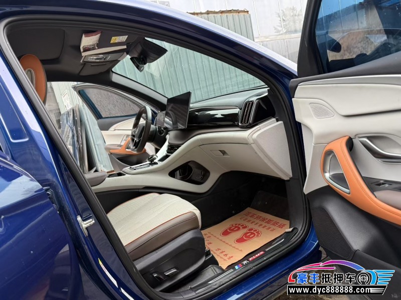 23年比亚迪宋轿车抵押车出售