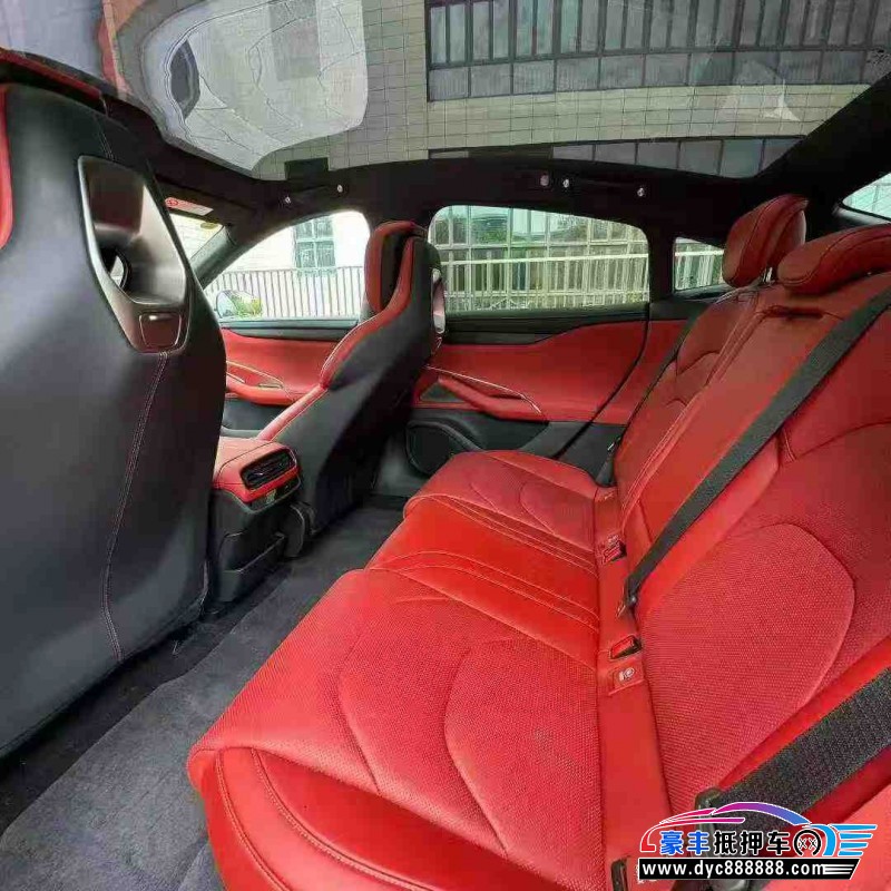 24年小米SU7轿车抵押车出售