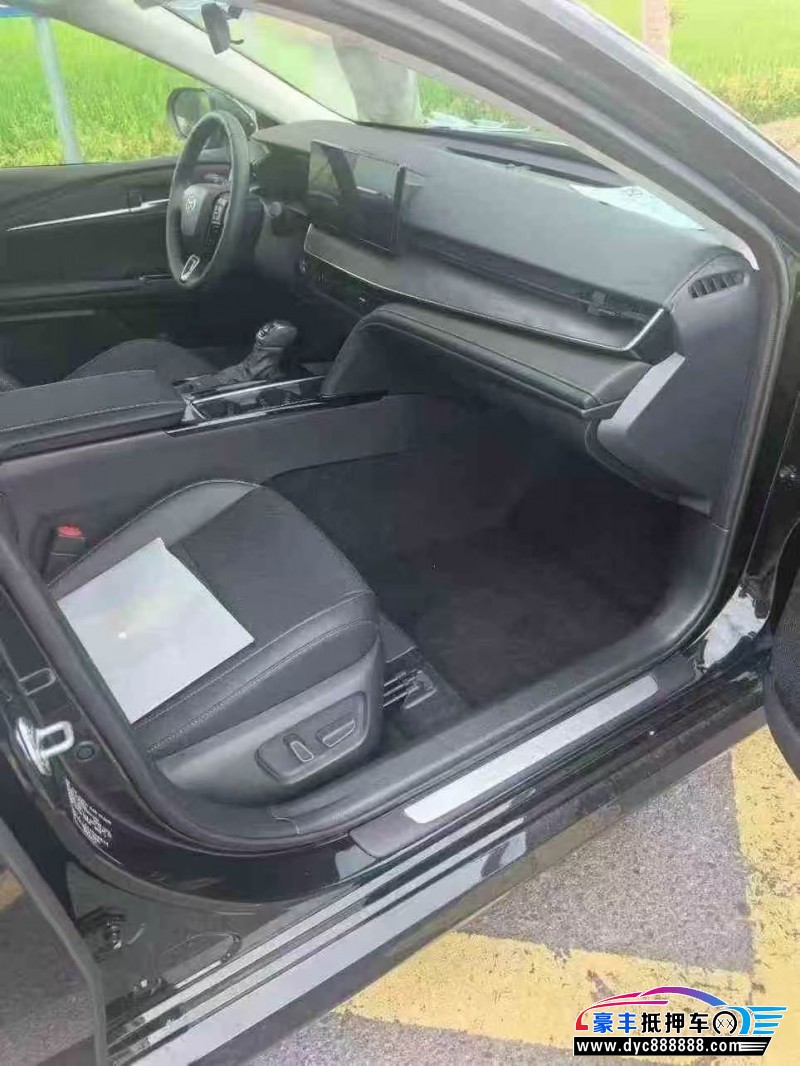 25年丰田凯美瑞轿车抵押车出售