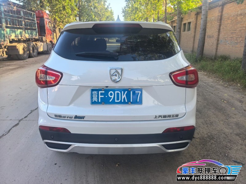 17年宝骏510轿车抵押车出售