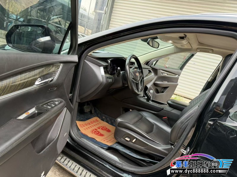 16年凯迪拉克XT5轿车抵押车出售