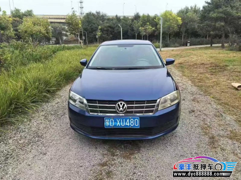 13年大众朗行轿车抵押车出售