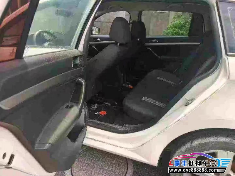 17年大众朗行轿车抵押车出售