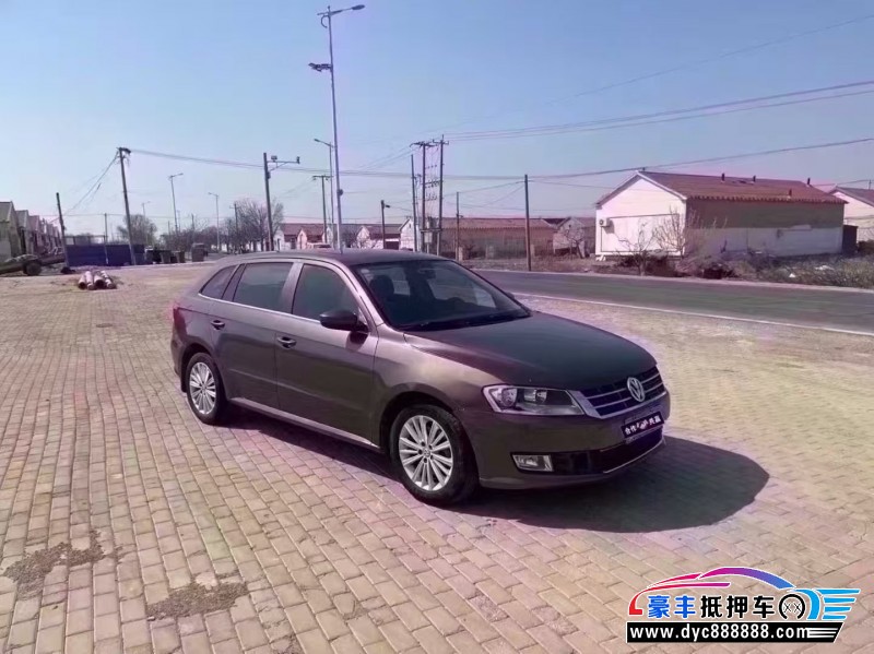 14年大众朗行轿车抵押车出售