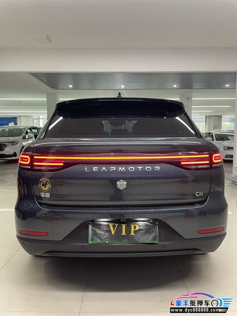 23年零跑C11轿车抵押车出售