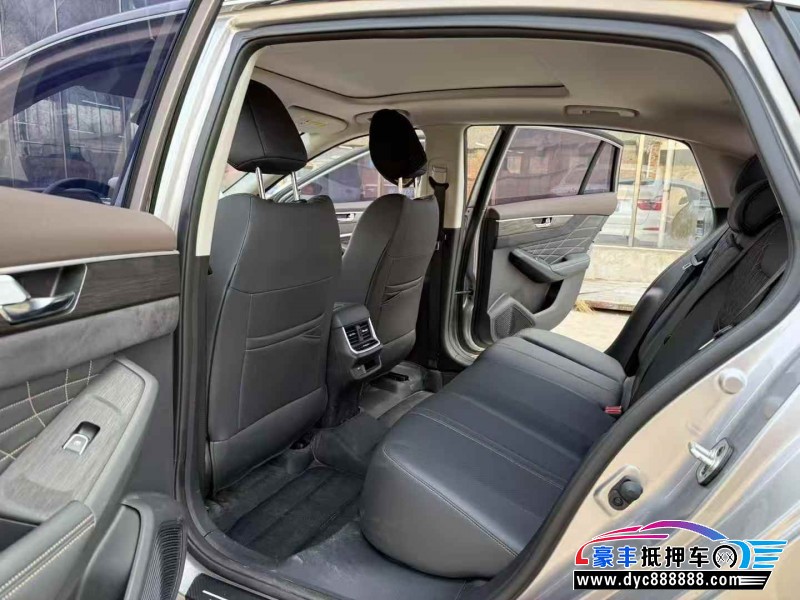 22年东风风神奕炫轿车抵押车出售