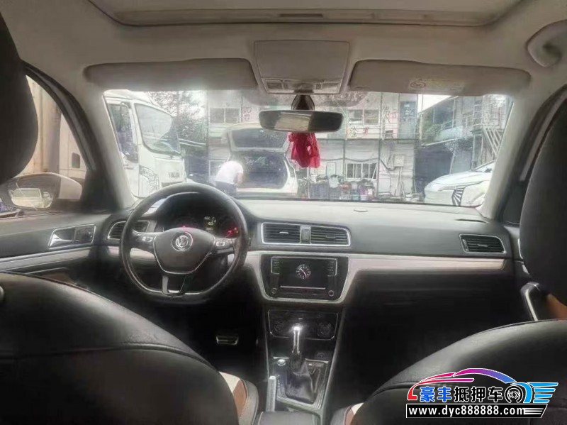 18年大众郎境轿车抵押车出售