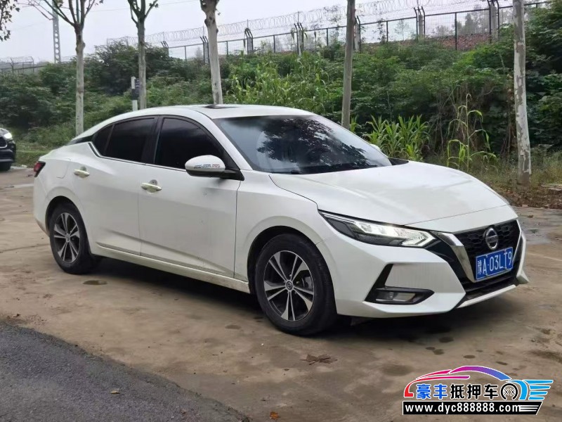 22年日产轩逸轿车抵押车出售