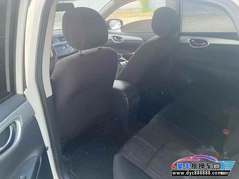 24年日产轩逸轿车抵押车出售