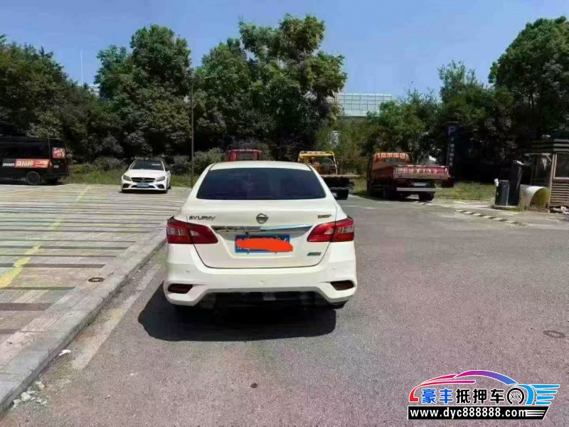 19年日产轩逸轿车抵押车出售