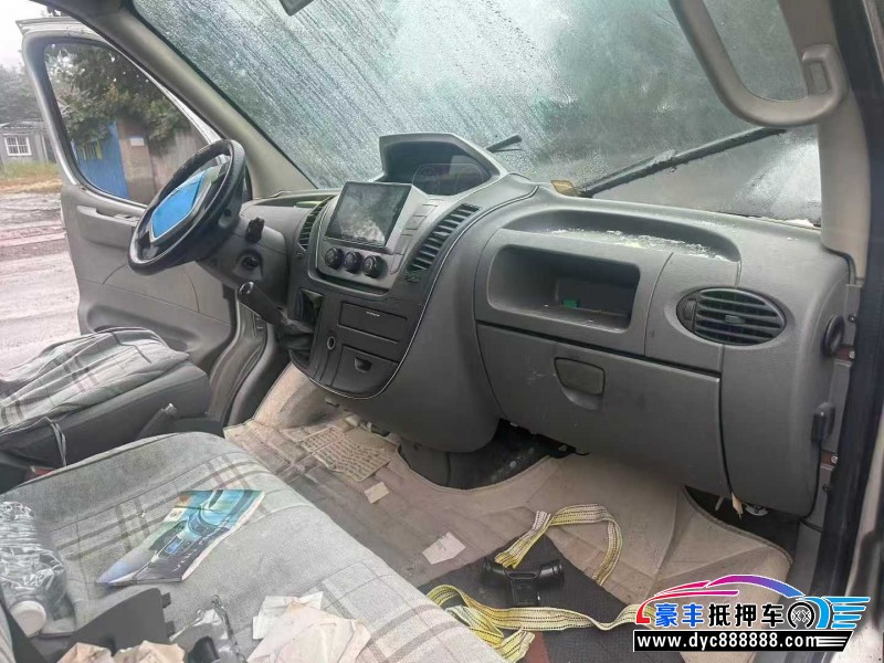 14年上汽大通V80微面抵押车出售