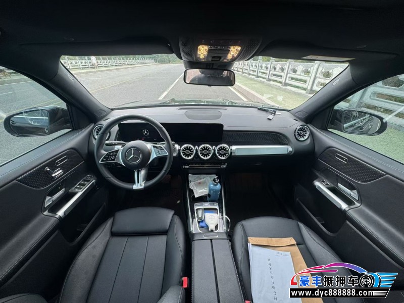 23年奔驰GLBSUV抵押车出售