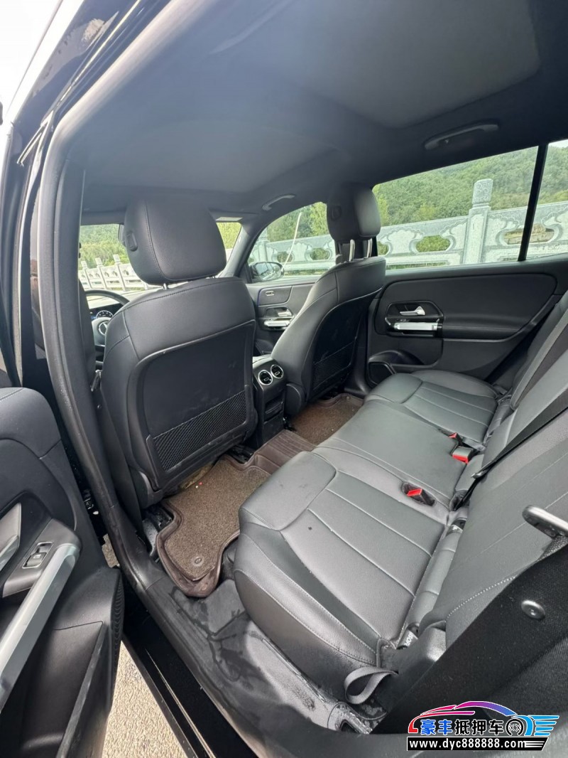 23年奔驰GLBSUV抵押车出售