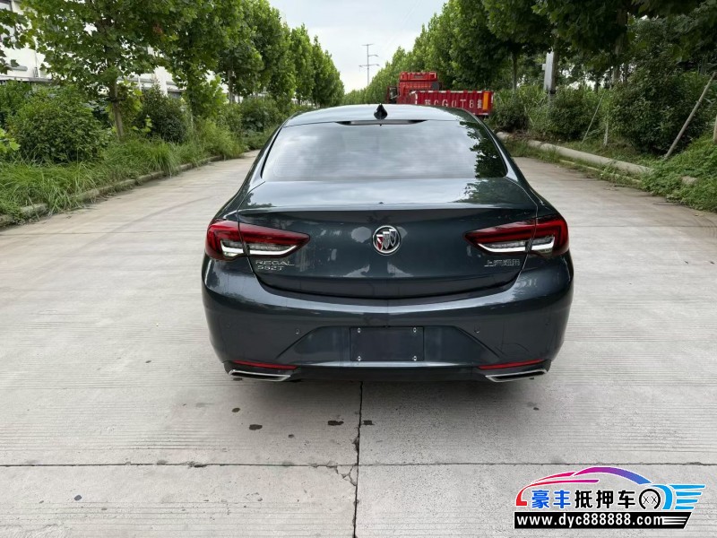 21年别克君威轿车抵押车出售