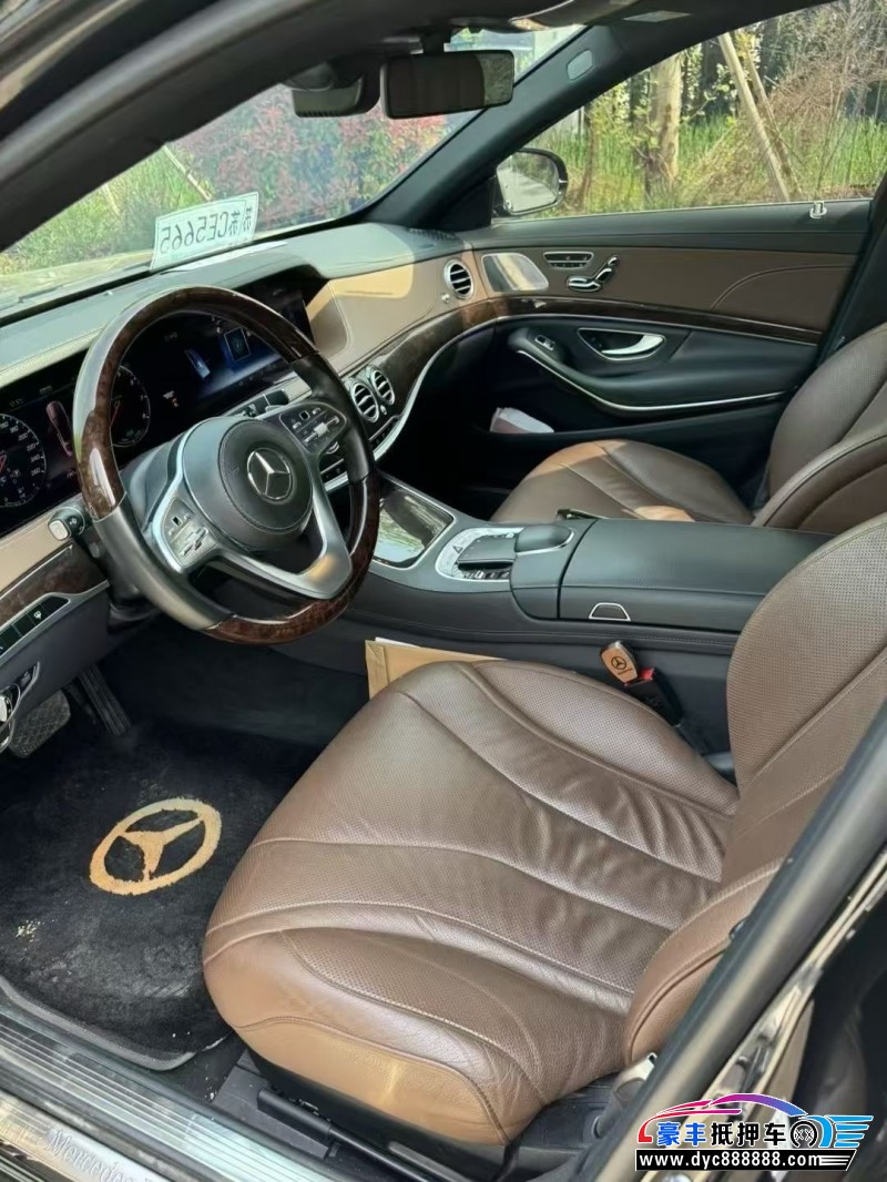 20年奔驰S轿车抵押车出售