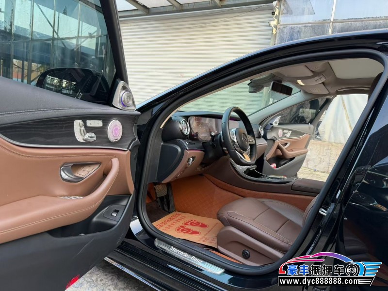 20年奔驰E轿车抵押车出售