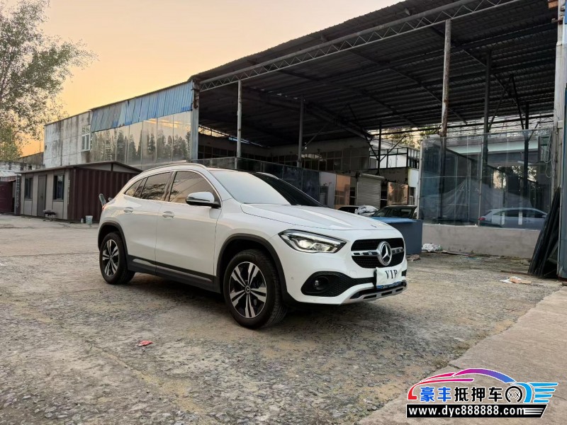 23年奔驰GLA轿车抵押车出售