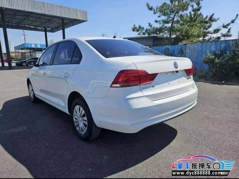 20年大众桑塔纳轿车抵押车出售