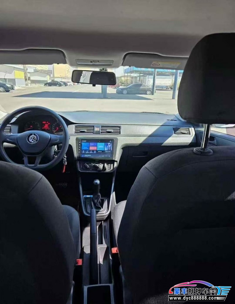 20年大众桑塔纳轿车抵押车出售