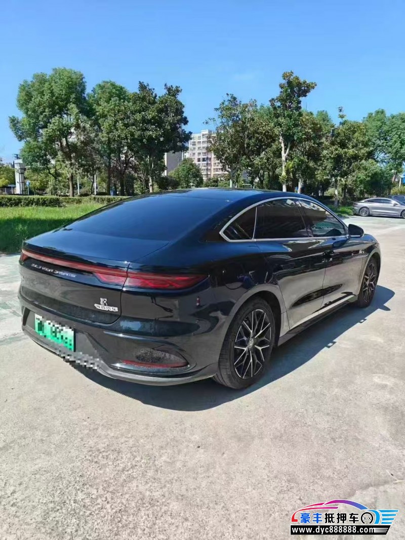 25年比亚迪汉轿车抵押车出售