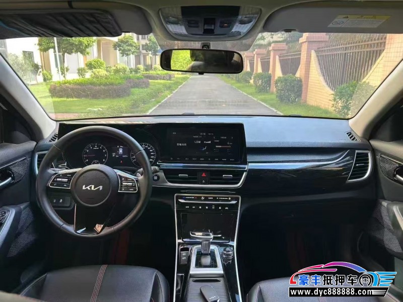 23年起亚KX3轿车抵押车出售