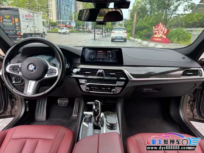 19年宝马5系轿车抵押车出售