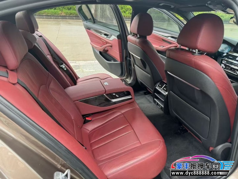 19年宝马5系轿车抵押车出售