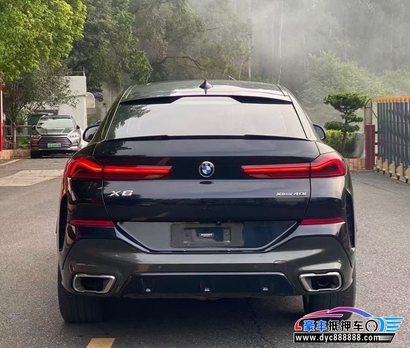 20年宝马X6轿车抵押车出售