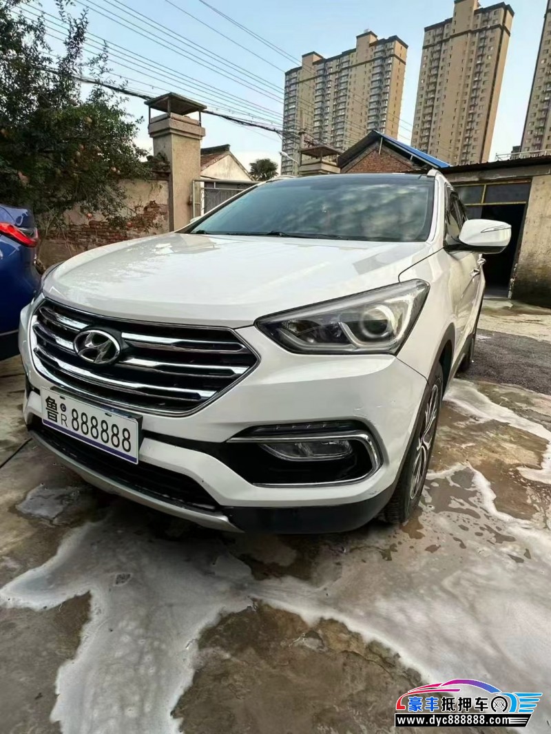 19年现代全新胜达轿车抵押车出售