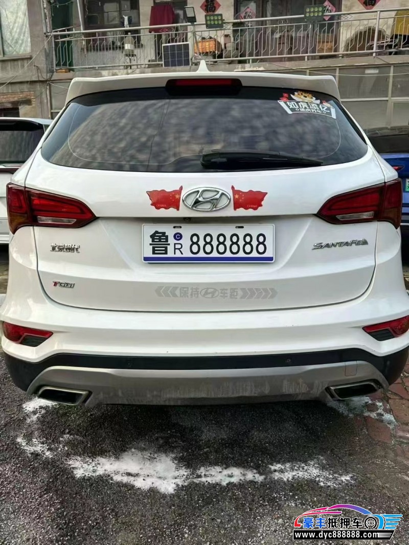 19年现代全新胜达轿车抵押车出售