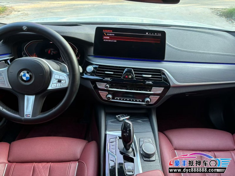 23年宝马5系轿车抵押车出售