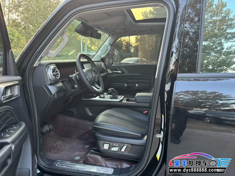 24年WEY坦克300轿车抵押车出售