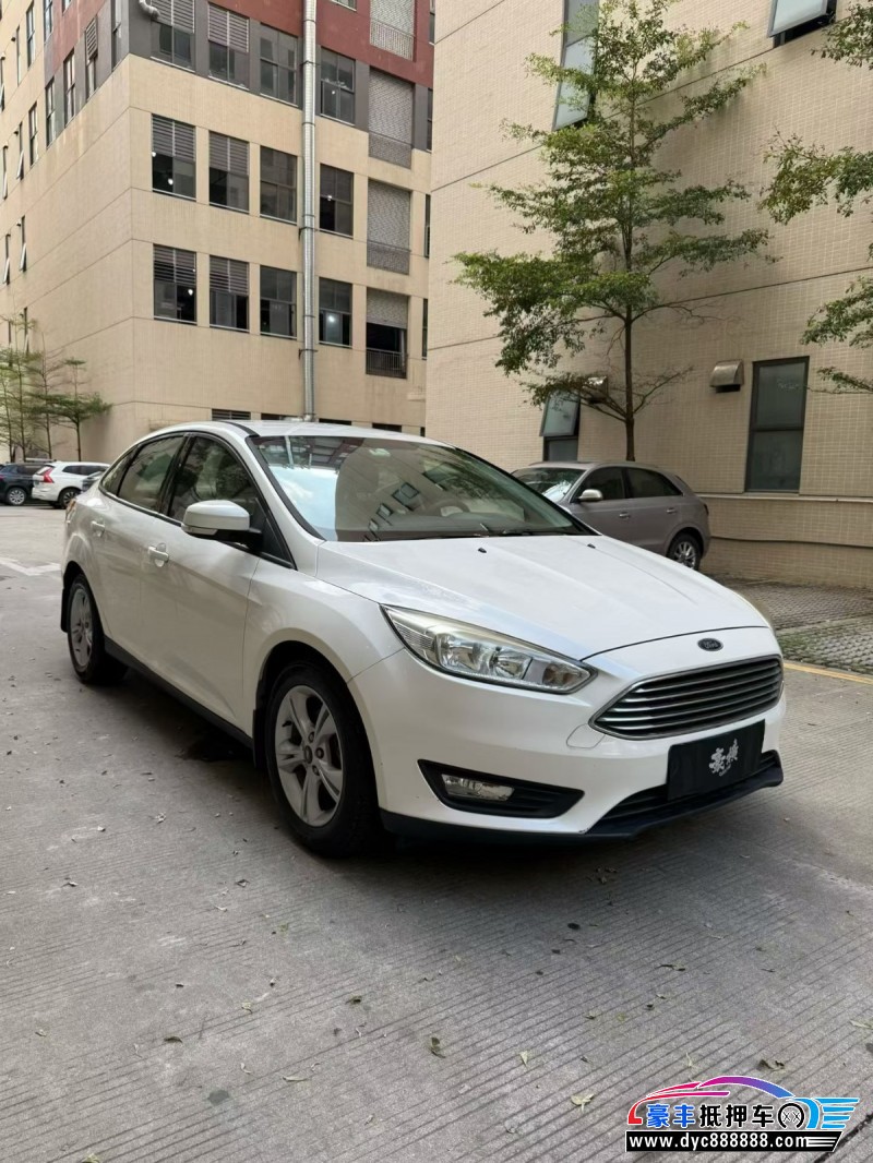 17年福特福克斯轿车抵押车出售
