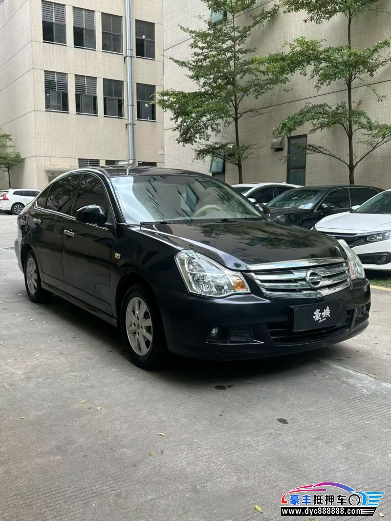 17年日产轩逸轿车抵押车出售