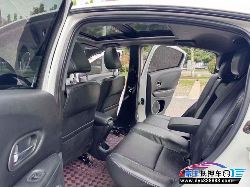 16年本田XRV轿车抵押车出售