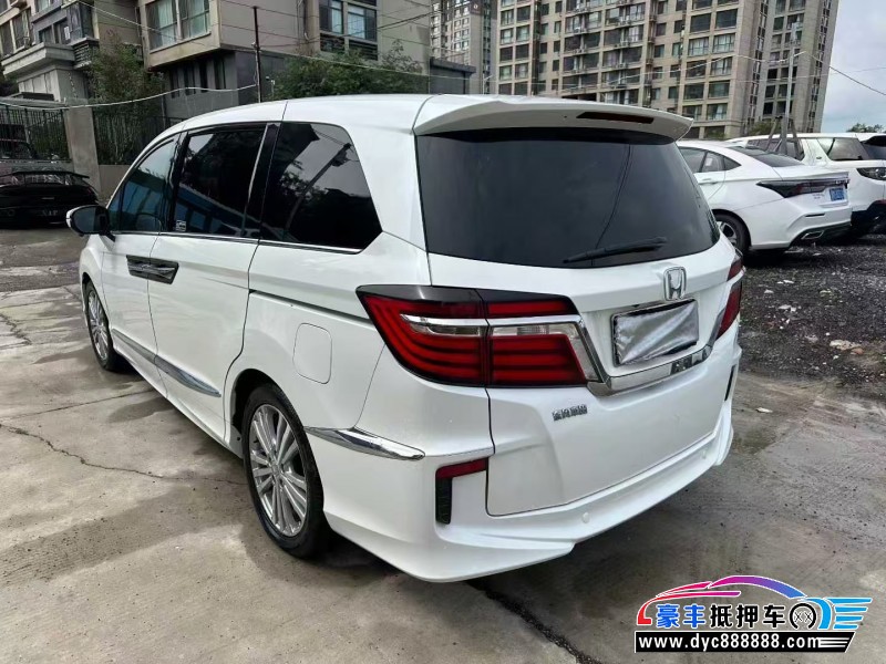 18年本田艾力绅轿车抵押车出售