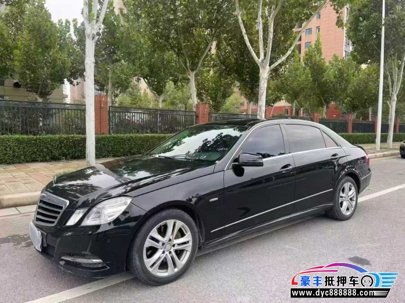 12年奔驰E轿车抵押车出售