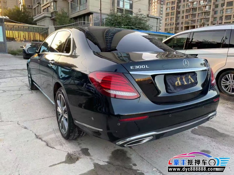 19年奔驰E轿车抵押车出售